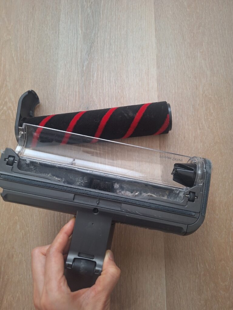 Before cleaning the head for A9N LG vacuum