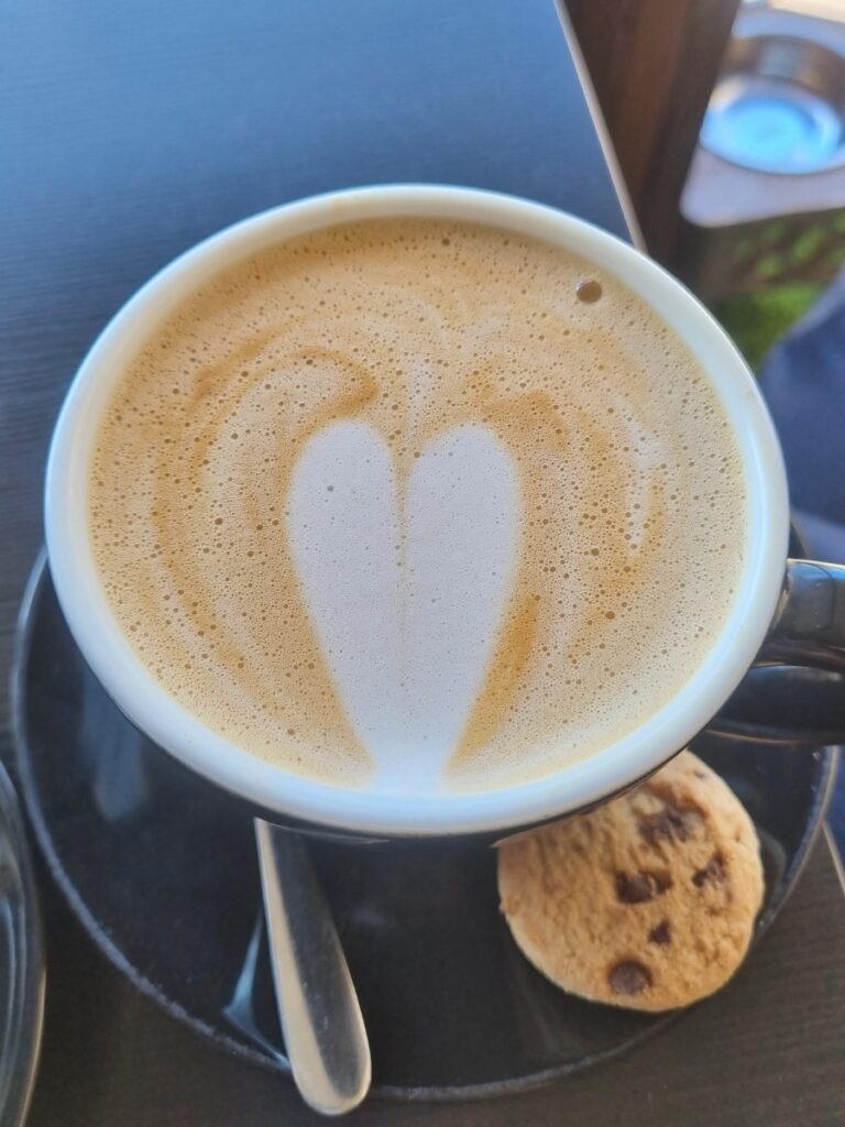 Coffee and cookie at Farrer Cafe